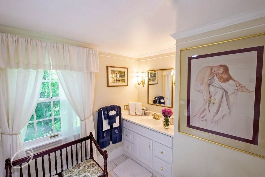 Refined interior bedroom at Oceansedge Maine